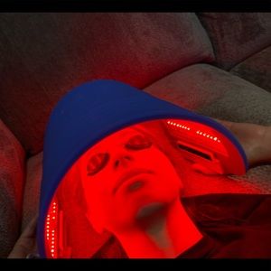 LED Light Skin Care Therapy - Photon Treatment